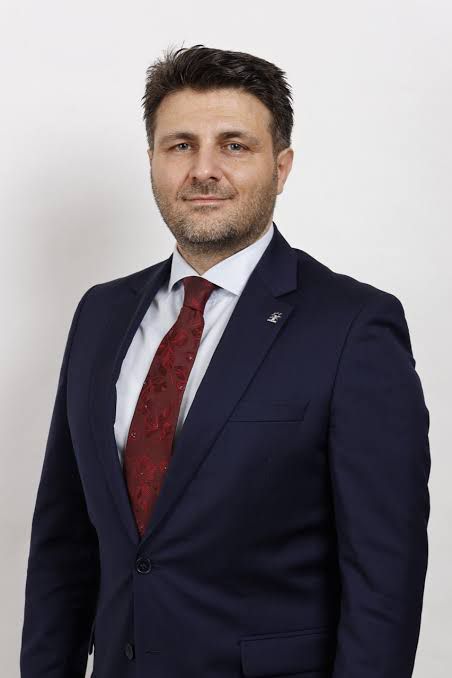Ahmet ÖZTÜRK